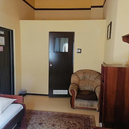 Globtroter Guest House-2